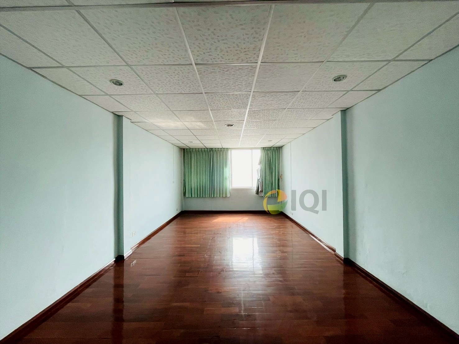 ขายอาคารพาณิชย์ 5 ชั้นครึ่ง ติดถนนอรุณอมรินทร์ ทำเลดีสามารถทำธุรกิจได้หลายอย่าง