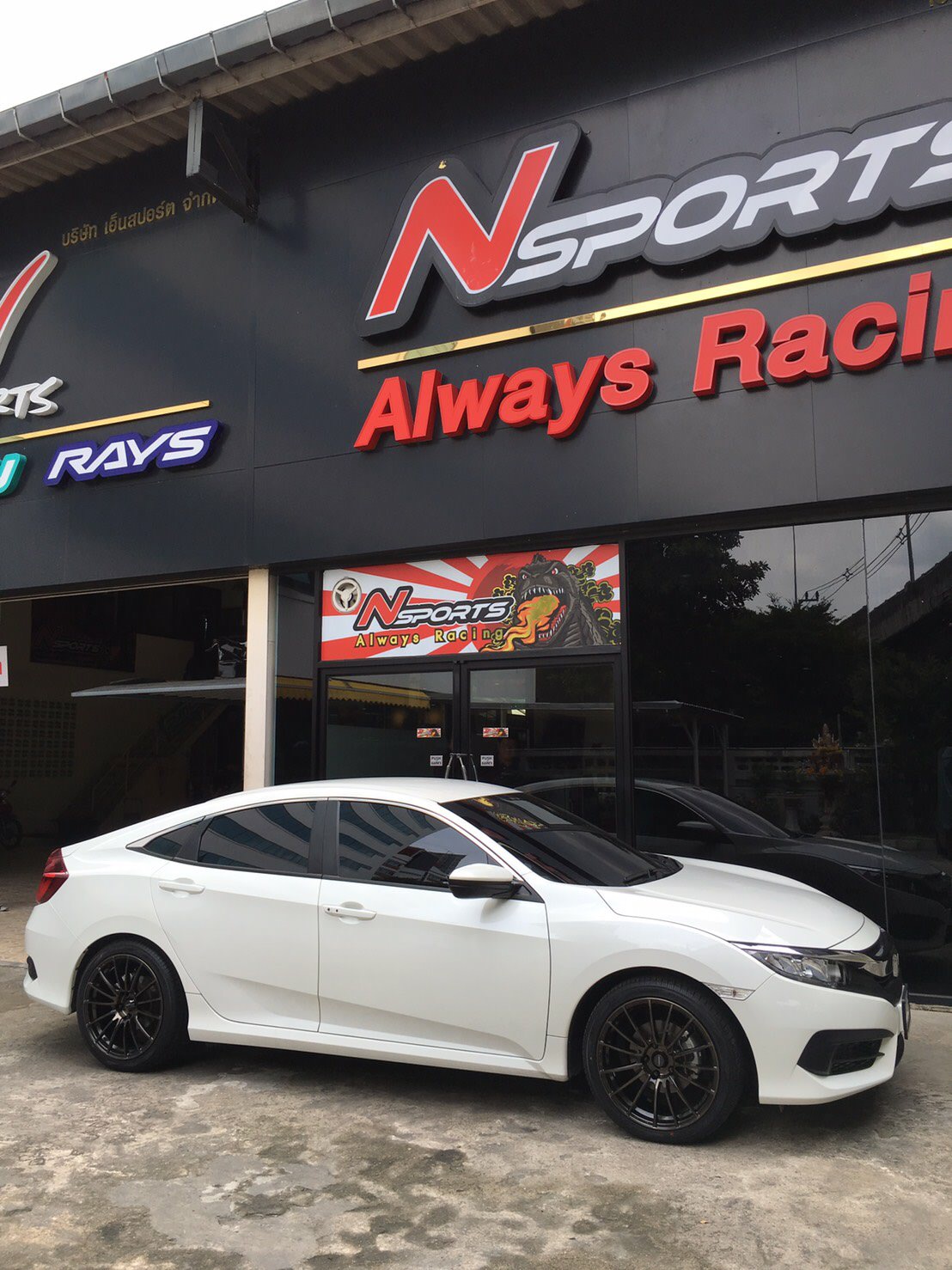 Wedssports SA-15R 18" + Honda Civic FC