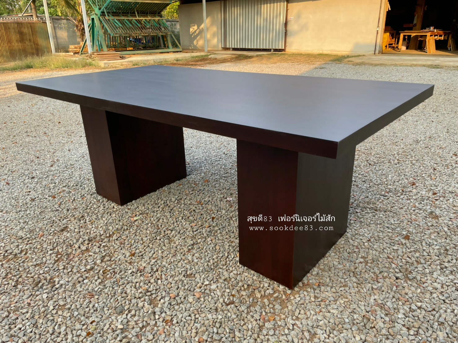 โต๊ะกินข้าวขากล่อง 2 ม. (สีสัก)