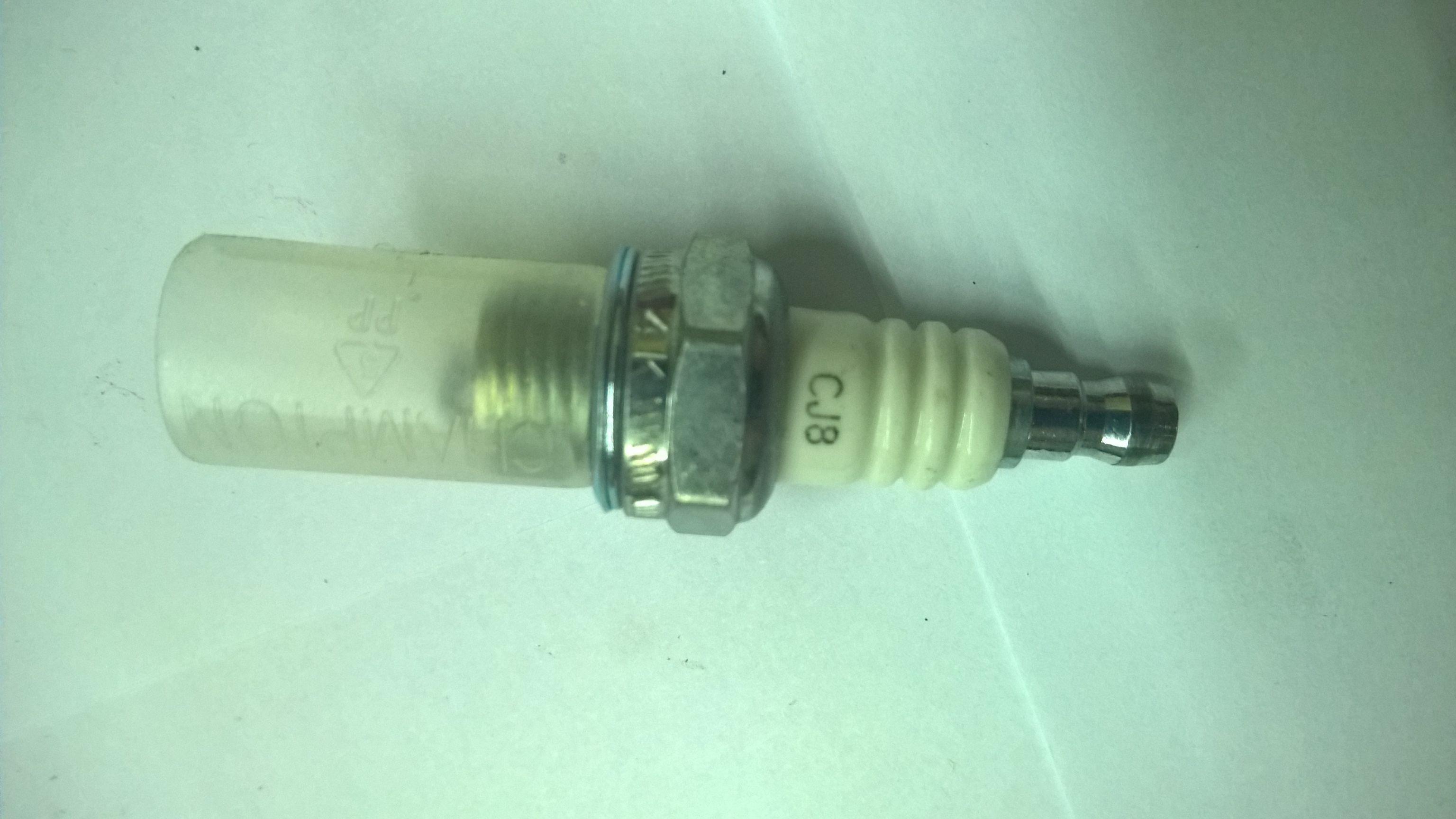 หัวเทียน CHAMPION (CJ8)