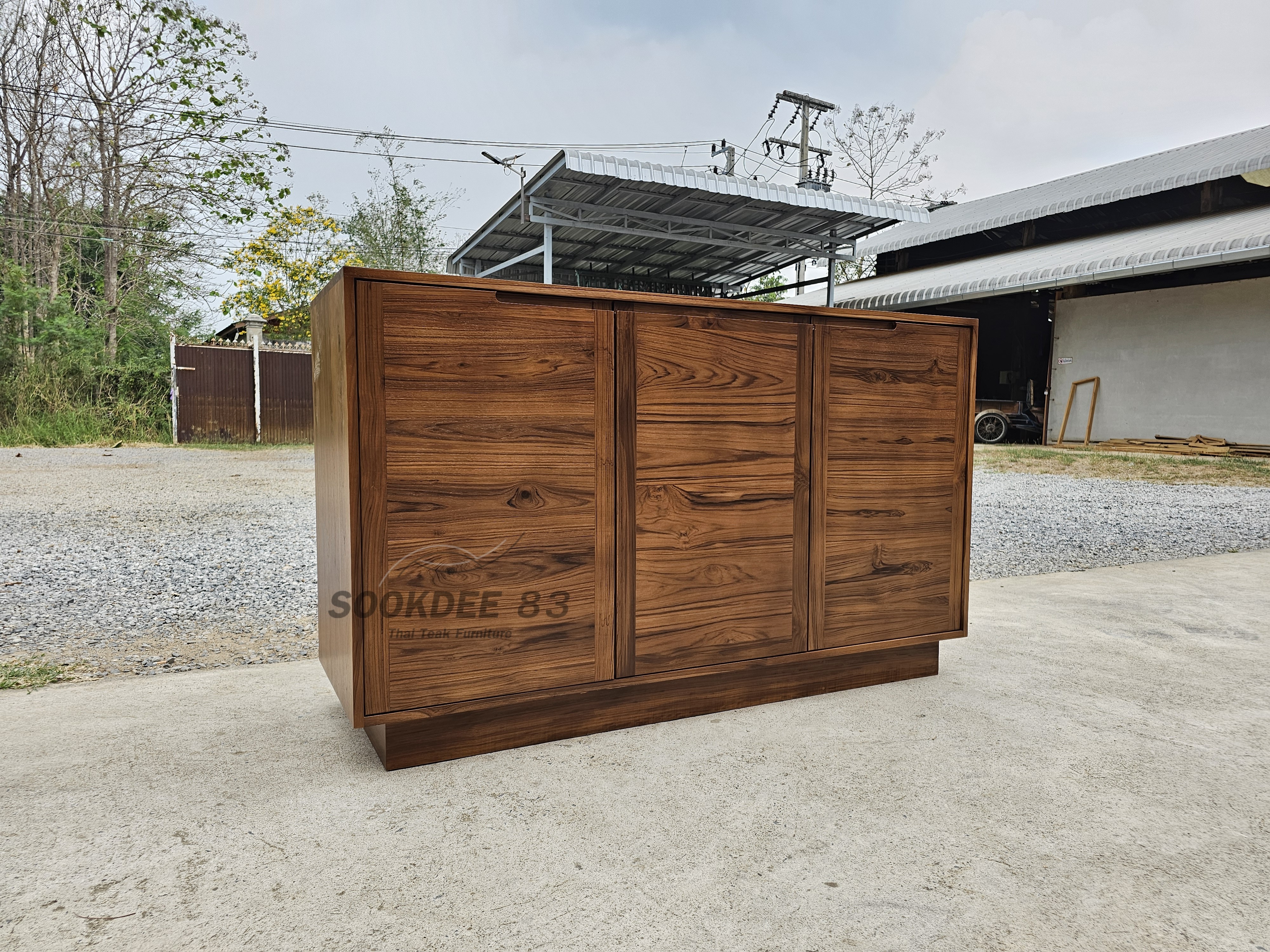 เคาน์เตอร์หน้าบานเรียบ