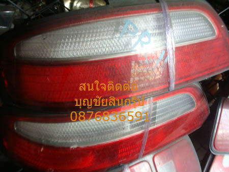 ขายไฟท้ายนิสสัน Presae