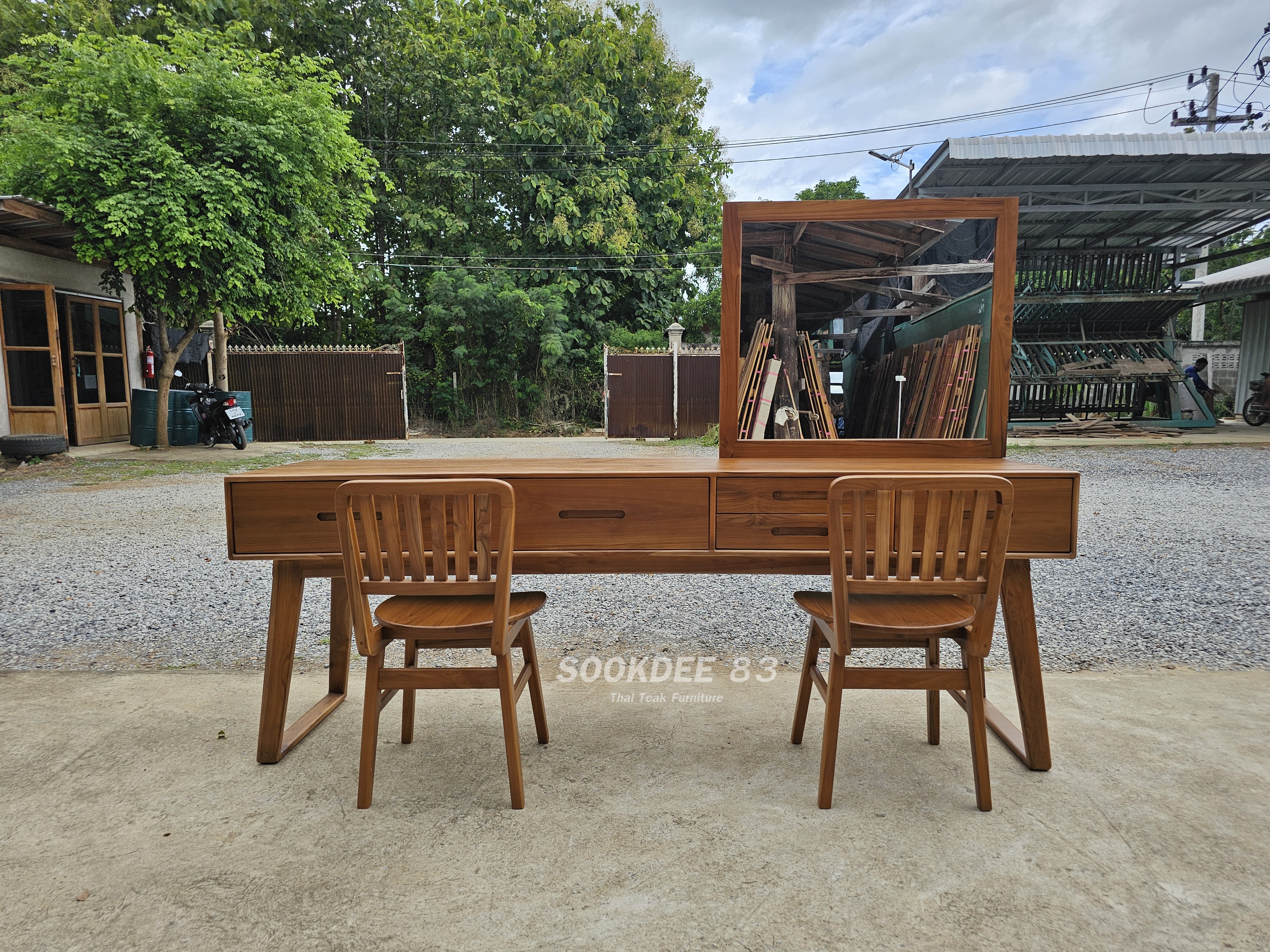 โต๊ะเครื่องแป้งผสมโต๊ะทำงาน พร้อมเก้าอี้ 2 ตัว