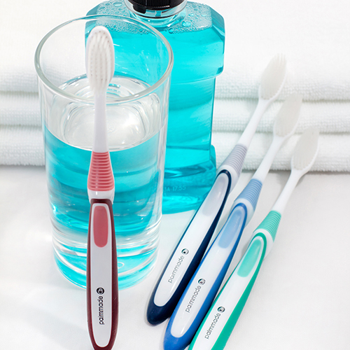 19075-แปรงสีฟัน โฟกัส วิปปิ้ง ฟิค (12 ชิ้น)