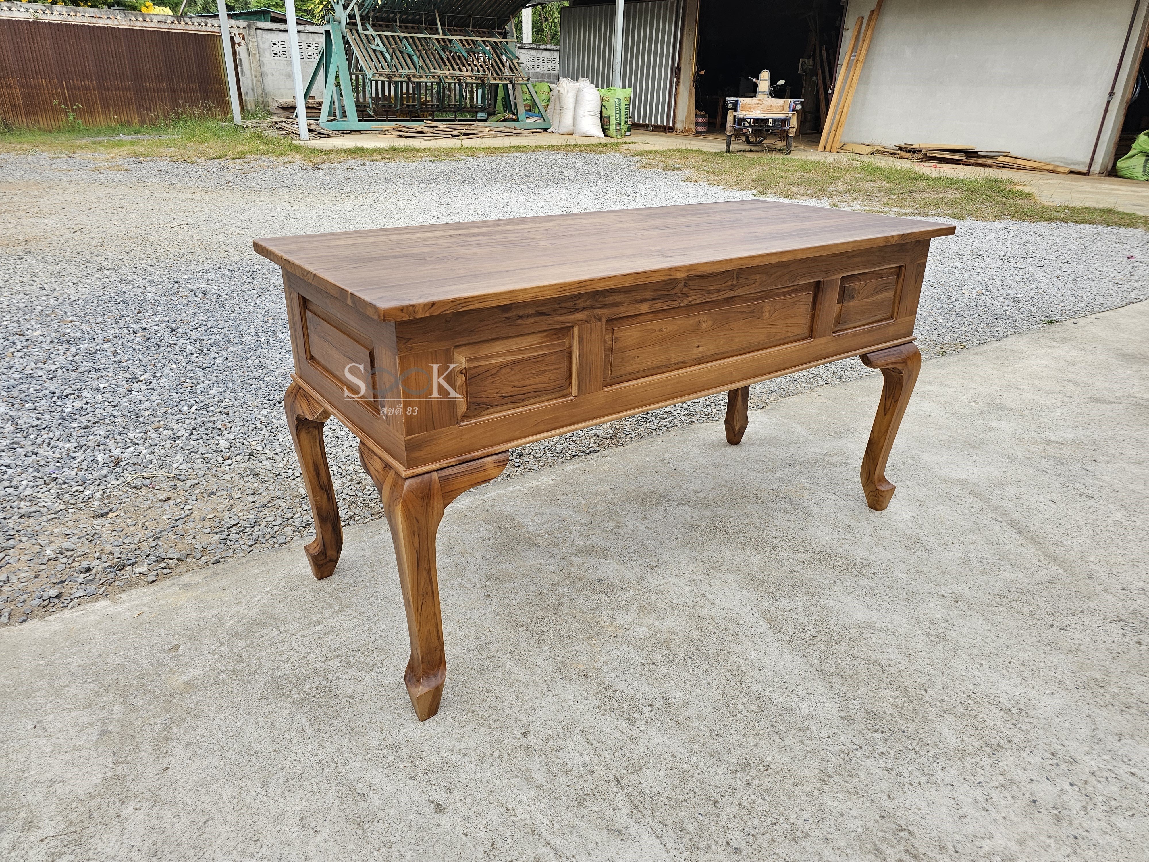 โต๊ะทำงานขาหลุยส์ 5 ลิ้นชัก