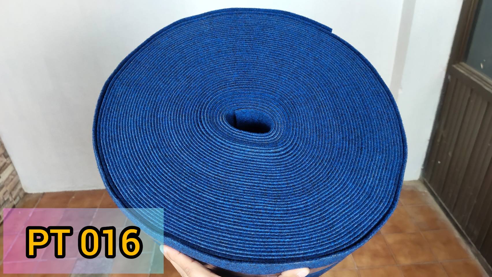 พรมอัดเรียบ สีน้ำเงินเข้ม (น้ำเงินปนดำ) รุ่น PT หนา 4 มิล กว้าง 1.5 เมตร