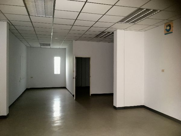 ขายอาคารสำนักงาน พร้อมโกดัง ใจกลางเมืองพัทยา อ.บางละมุง ชลบุรี