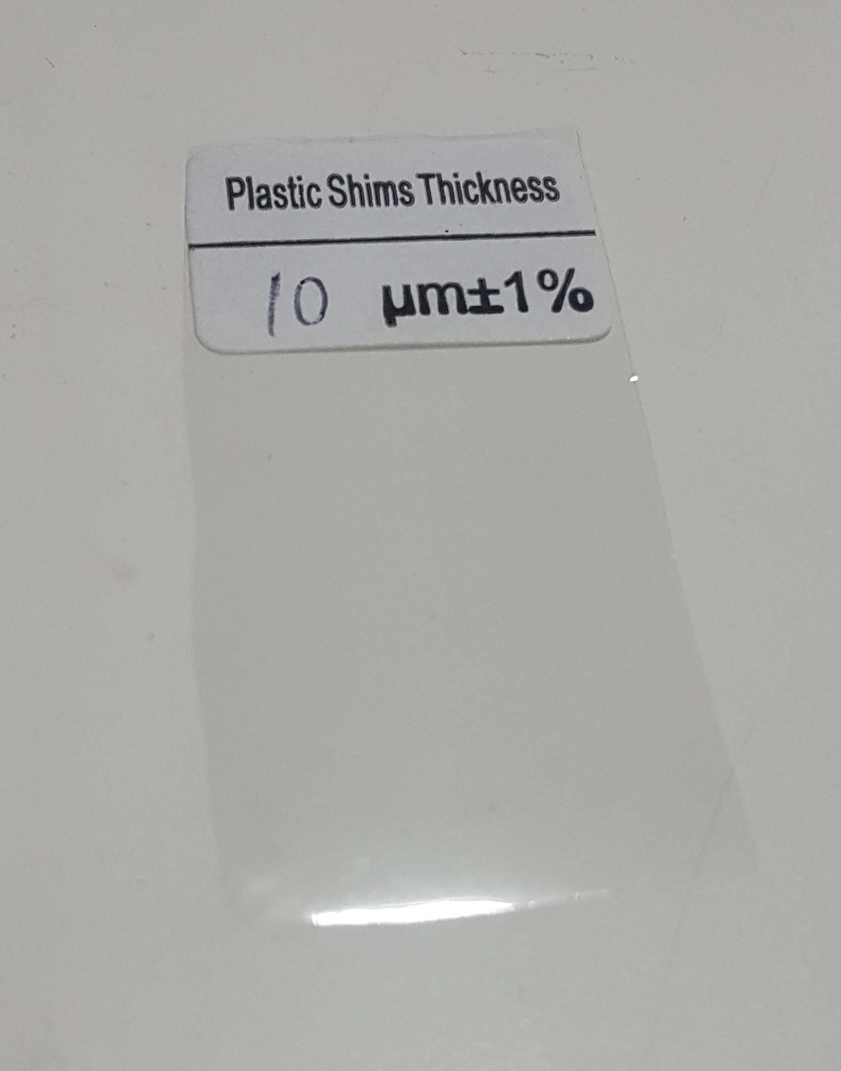 แผ่นฟิลม์สำหรับสอบเทียบเครื่องวัดความหนาสี - ขนาด ( 10 um),Plastic Shims (foils) SIZE ( 10 um) with Certificate.