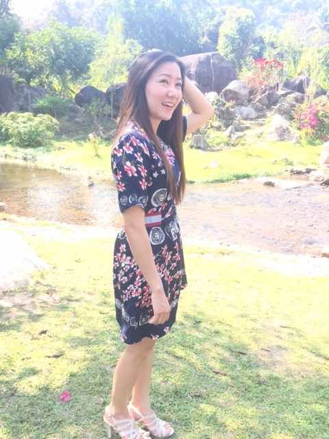 ชุดเดรสสีน้ำเงิน พิมพ์ลาย น่ารักค่ะ ส่งฟรี ems