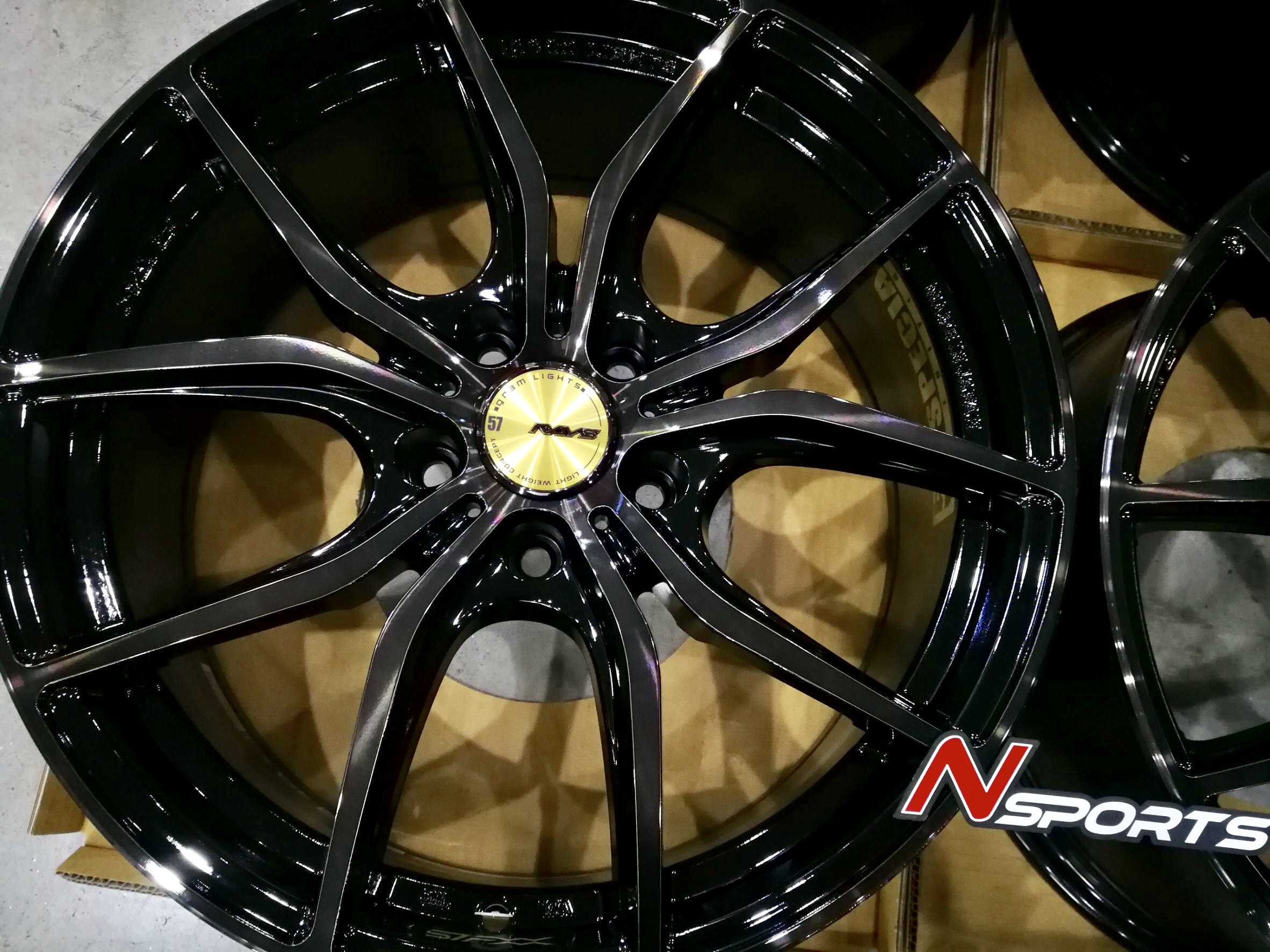 Rayswheel 57FXX CJ รุ่นใหม่ 18x8+38 5-114.3 สีดำ
