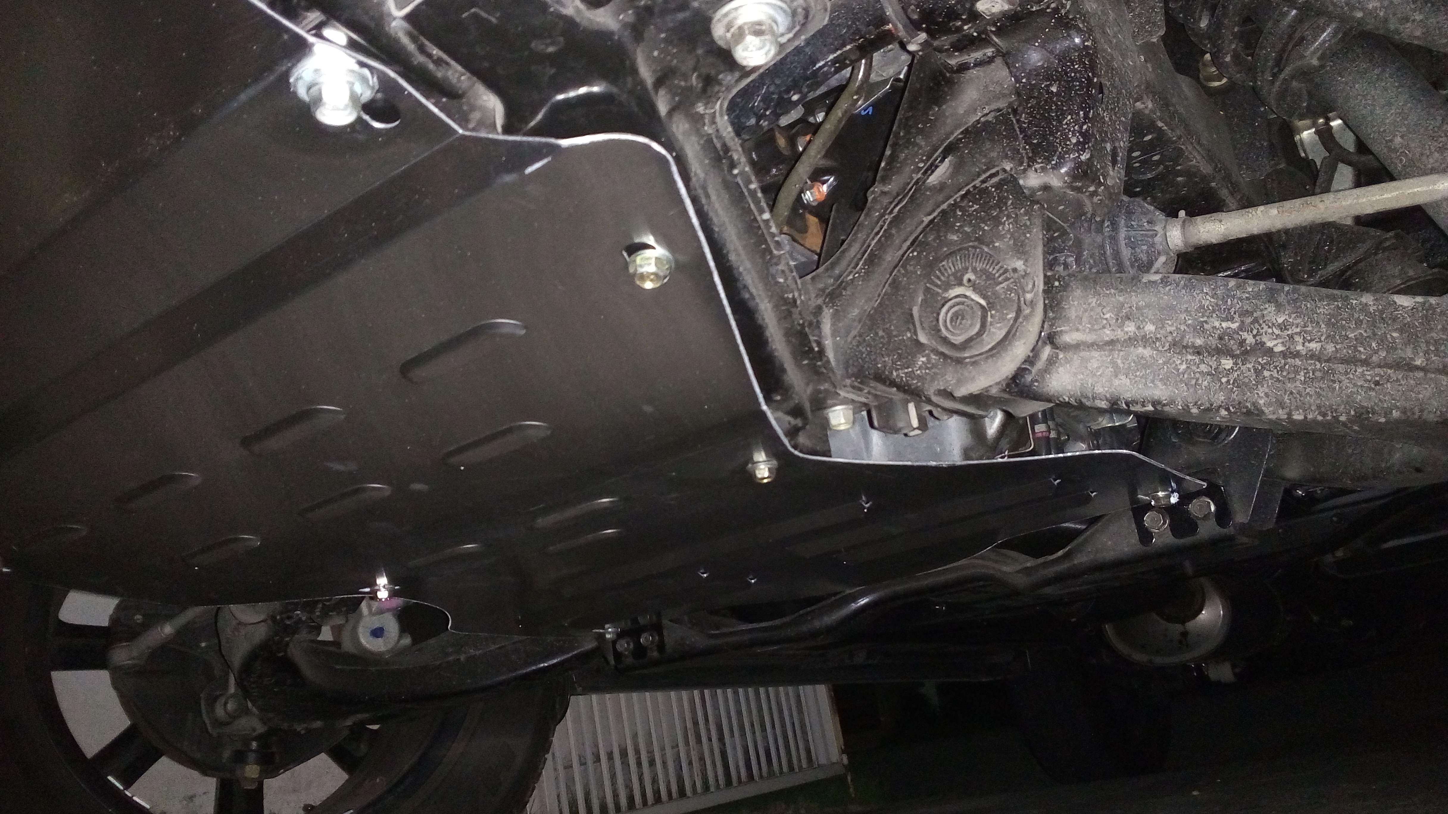 แผ่นปิดใต้ห้องเครื่องอลูมิเนียม Isuzu All New , Mu-X Raceplate_Undertray