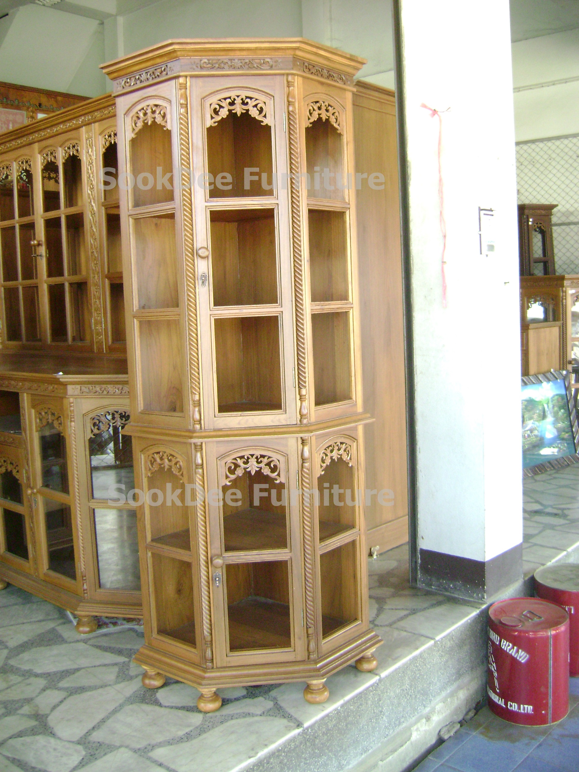 ตู้โบราณ