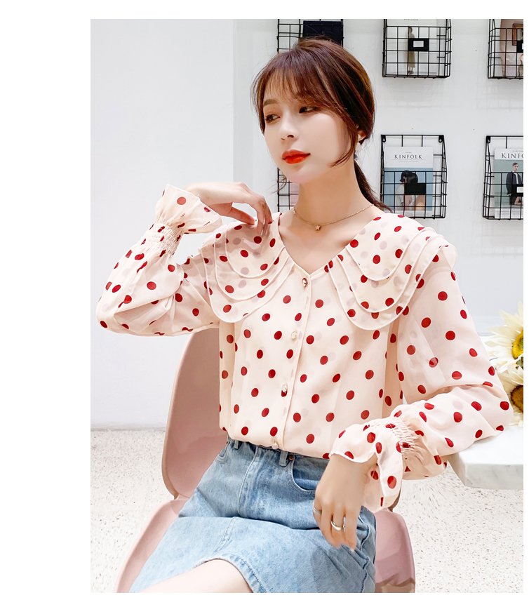 เสื้อสีครีมลายจุดสีแดง เสื้อใส่ทำงานสวยๆๆ ส่งฟรี ems