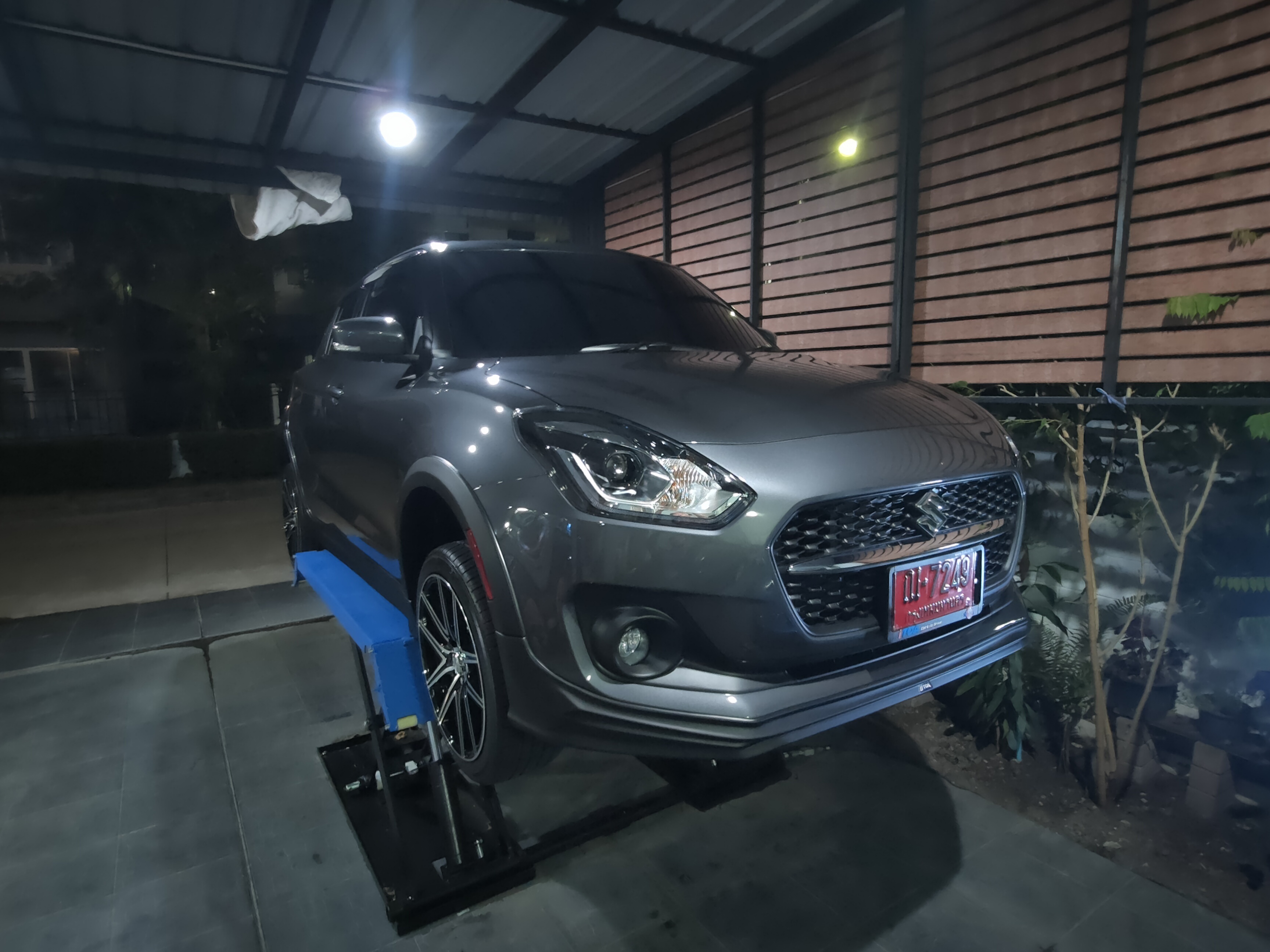 แผ่นปิดใต้ห้องเครื่องอลูมิเนียม Suzuki New Swift 2018-2023 Raceplate_Undertray