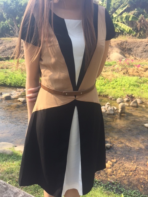 ชุดเดรสใส่ทำงาน ส่งฟรี ems