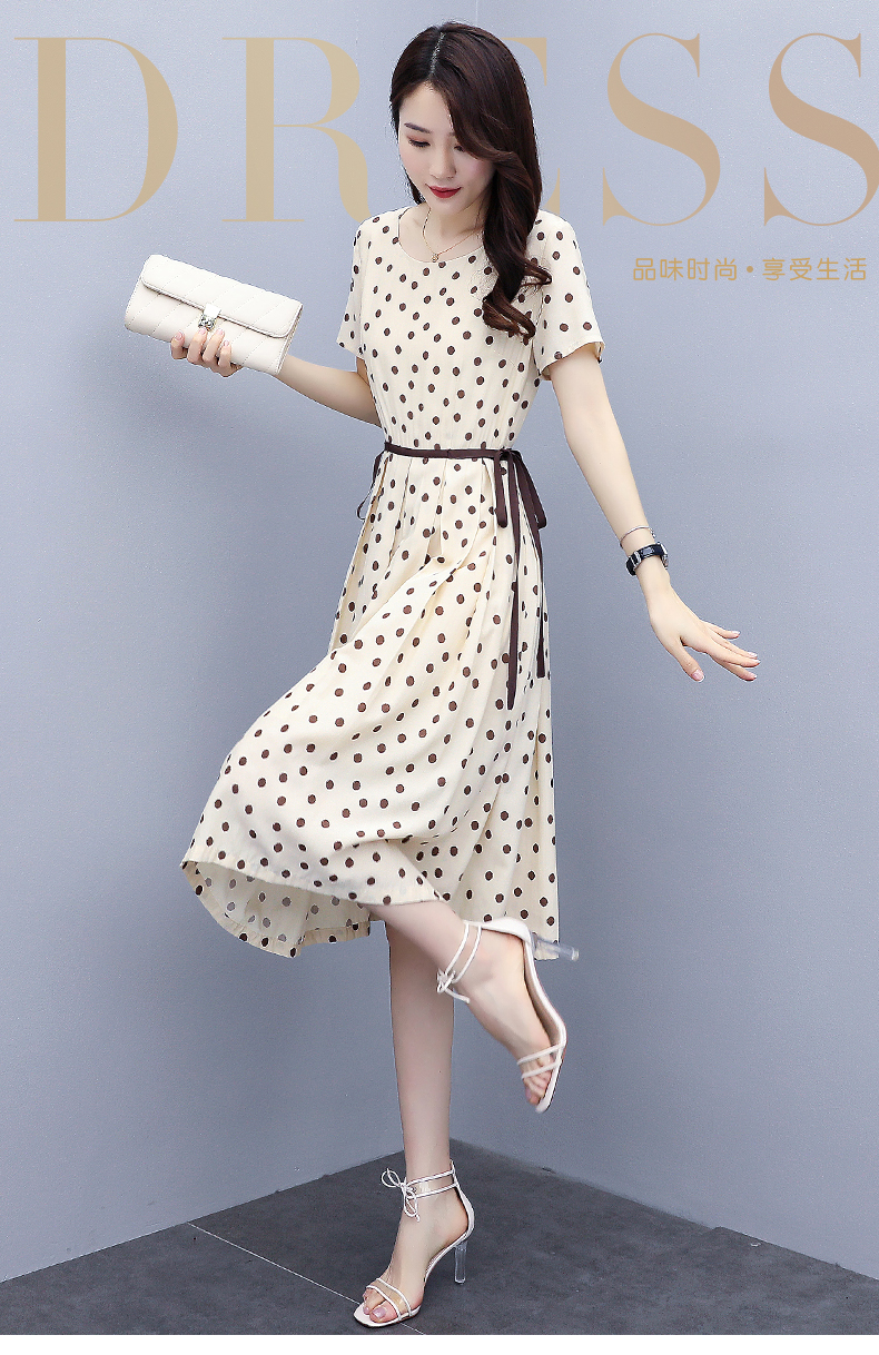 ชุดเดรสใส่ทำงานผ้าโพลีเอสเตอร์ผสมสีครีม ลายจุดสีน้ำตาล ส่งฟรี ems