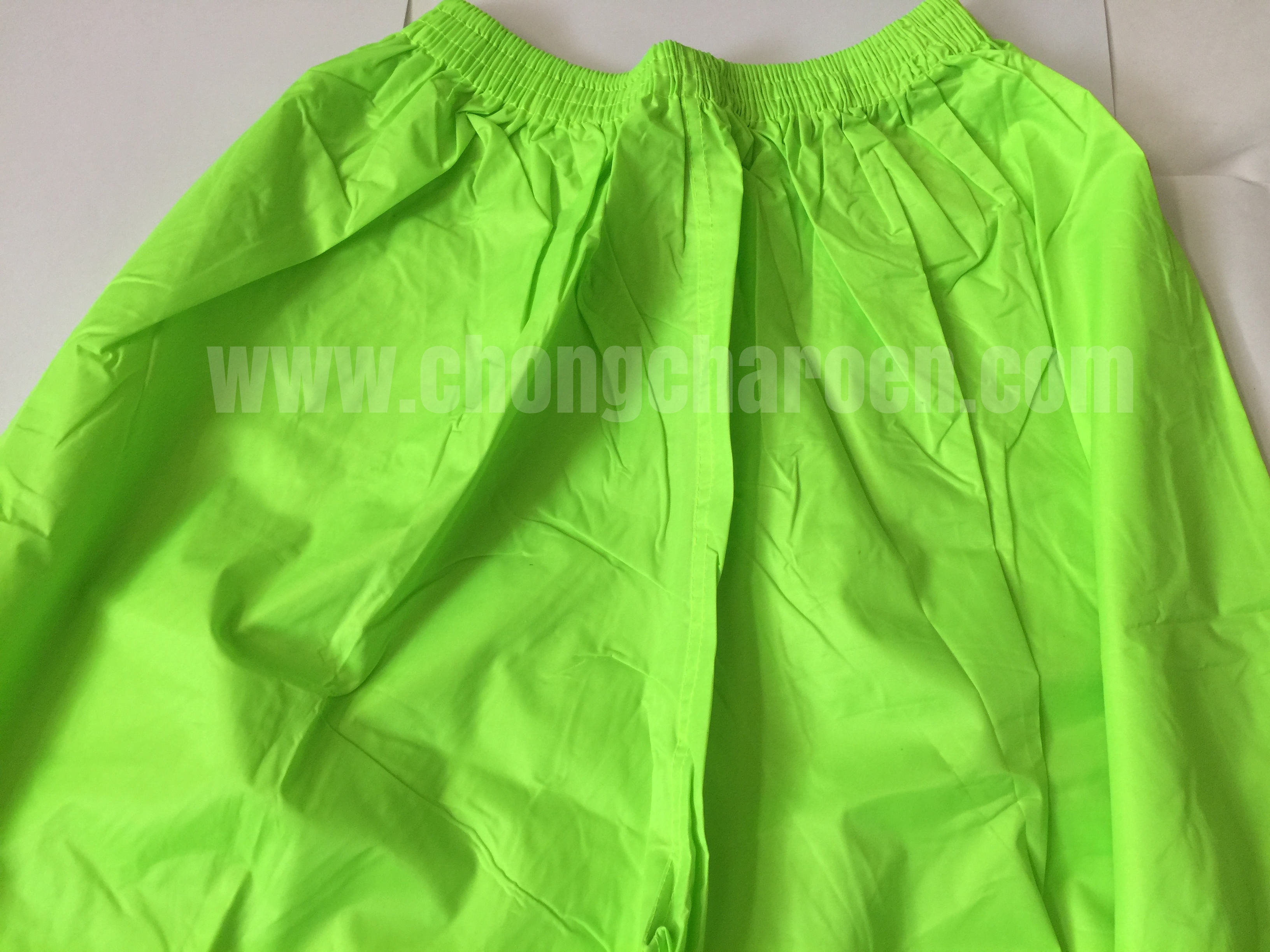 ชุดกันฝน เสื้อ และ กางเกง หนา มีหมวกในตัว สีต่างๆ ตราช้าง Danko