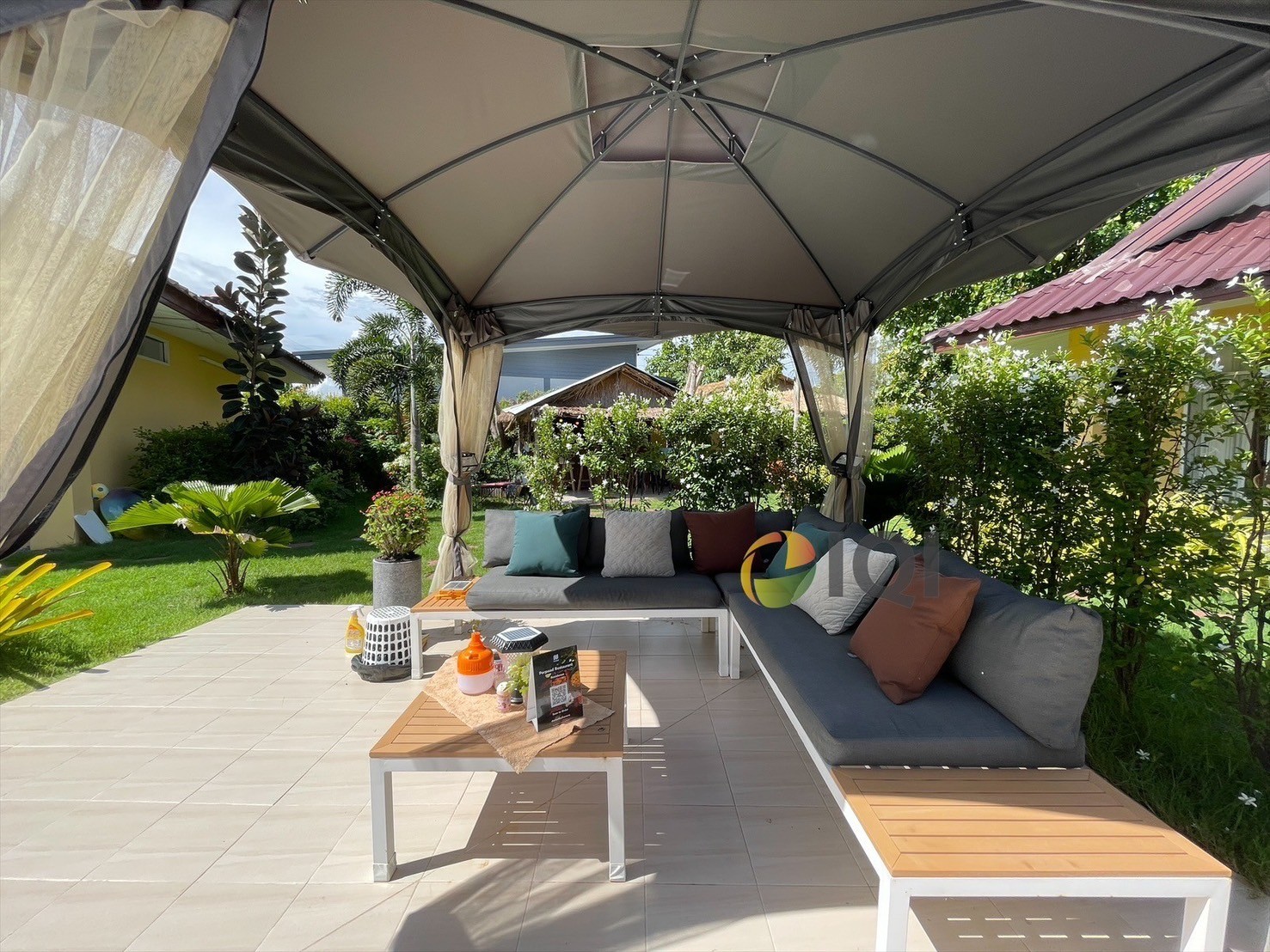 ขายรีสอร์ทบ้านพักริมทะเล อำเภอบ้านเพ จังหวัดระยอง