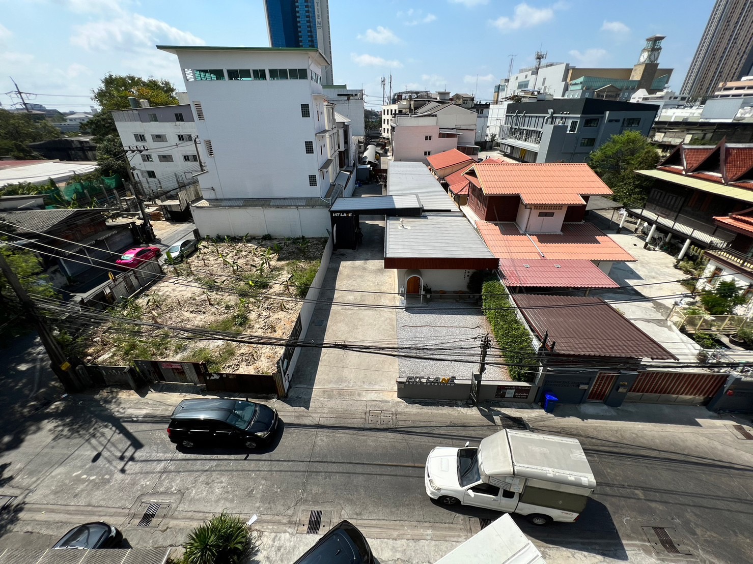 ขาย/ให้เช่า อาคารพาณิชย์ 3 คูหา 4 ชั้นครึ่ง ตั้งอยู่พระราม 3 ซอย 19