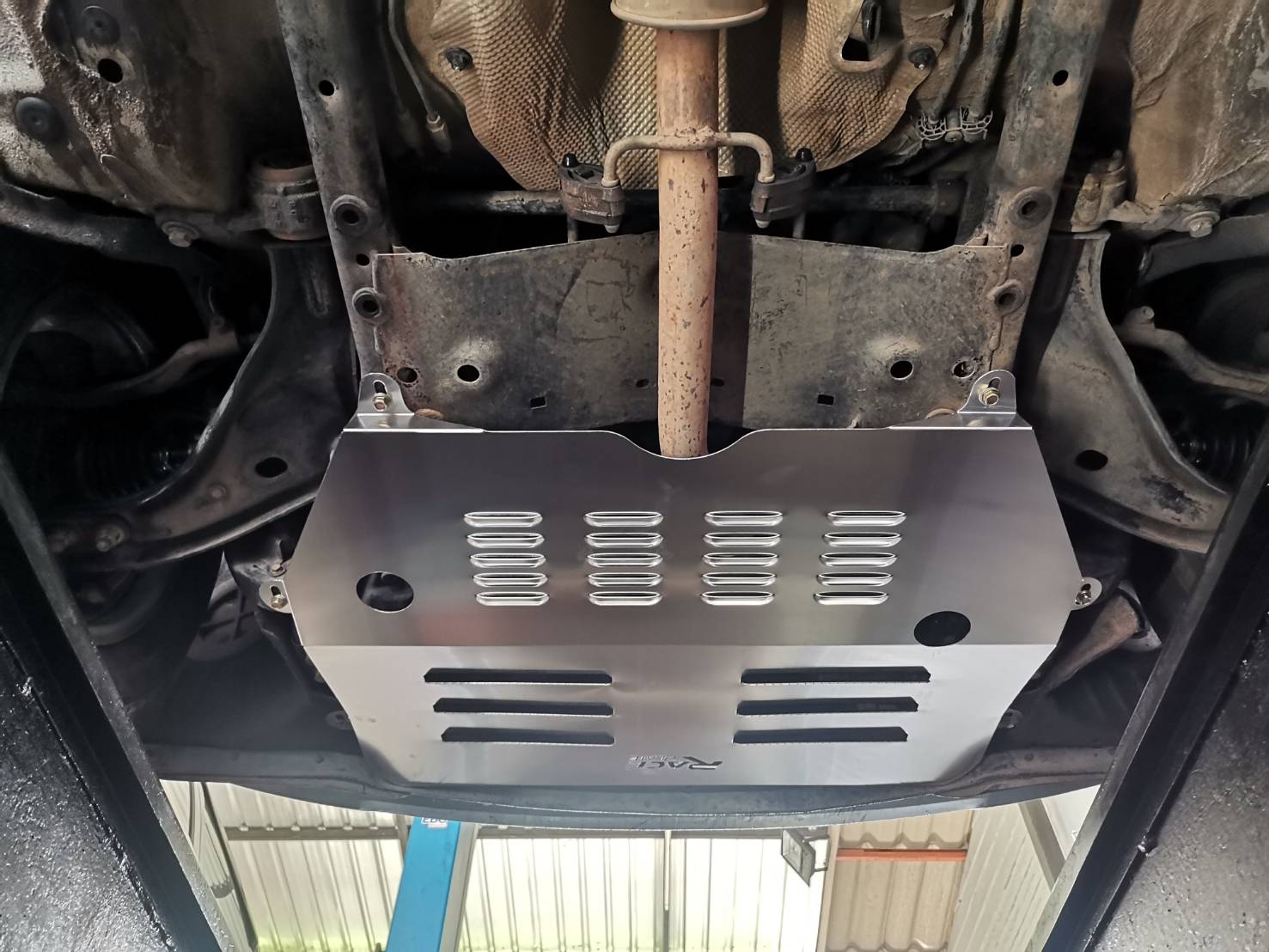 แผ่นปิดใต้ห้องเครื่องอลูมิเนียม minicooper S 56 Raceplate_Undertray