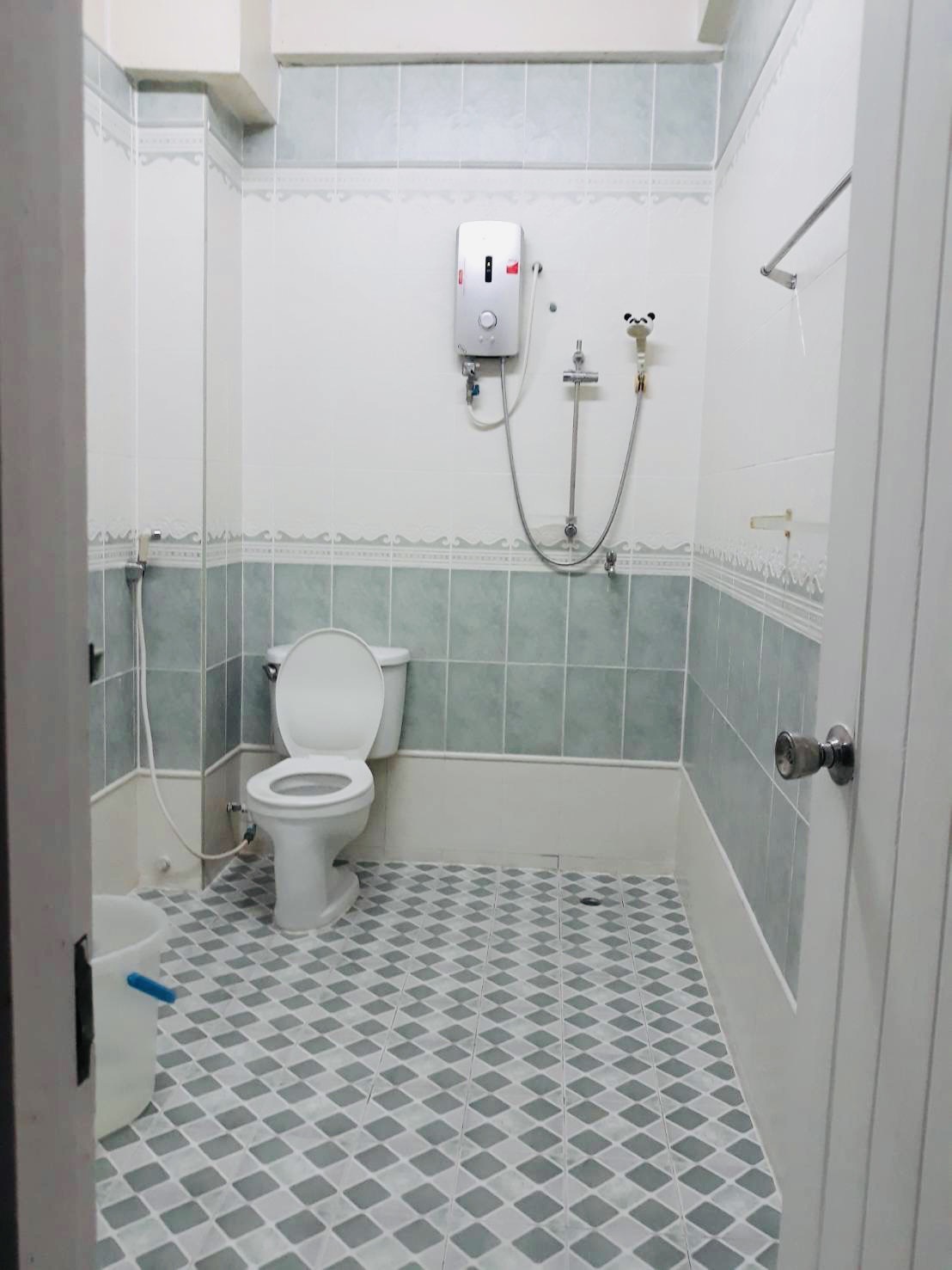 ขาย อาคารพาณิชย์ 2 คูหา 5 ชั้น ซอยนาคบำรุง เขตป้อมปราบศัตรูพ่าย