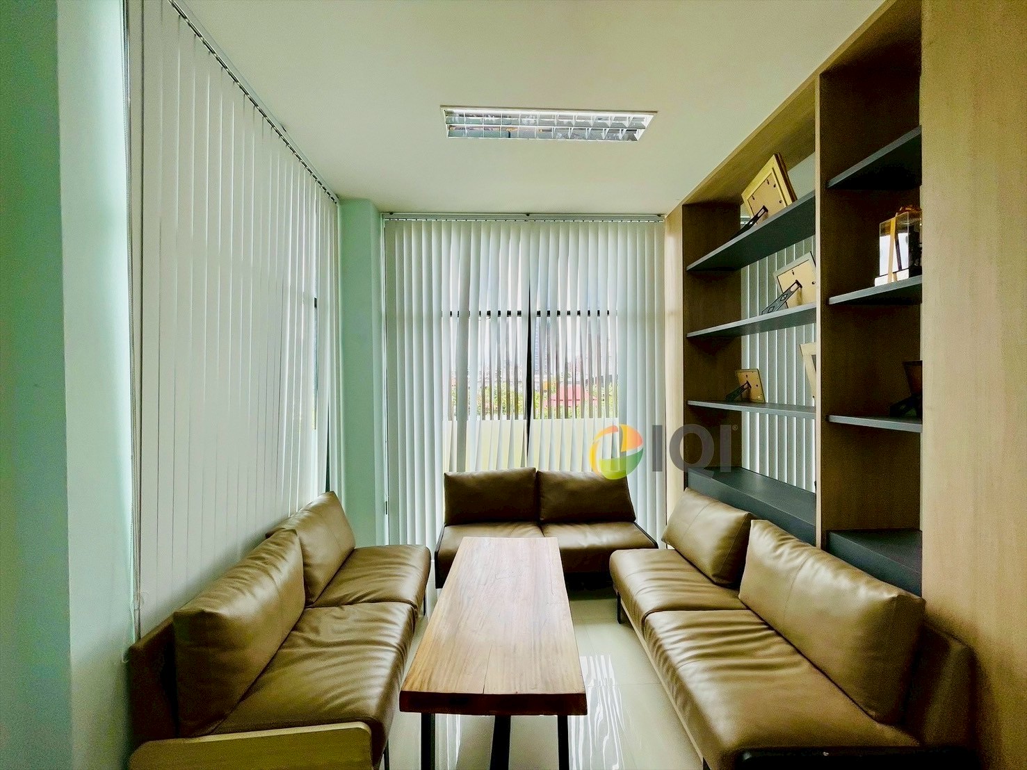 ขายที่ดินพร้อมสำนักงาน 2 ชั้นและคลังสินค้า เนื้อที่ 1 ไร่ ถนนบัวนครินทร์ บางนาตราด