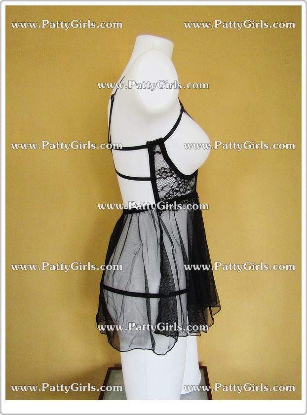 N900 ชุดนอนเซ็กซี่ ชุดนอนซีทรูตัดเย็บผสมกับผ้าลูกไม้สวมใส่แบบใช้สายคล้องไหล่ บราเป็นแบบมีโครงดีไซน์หน้าอกเปิดโล่งๆด้านหลังเป็นขอเกี่ยว2จุด(กลางหลังและขอบกระโปรง) มาพร้อมกับจีสตริงลูกไม้เปิดเป้าตามรูปถ่ายสินค้าจริงเลยค่ะ