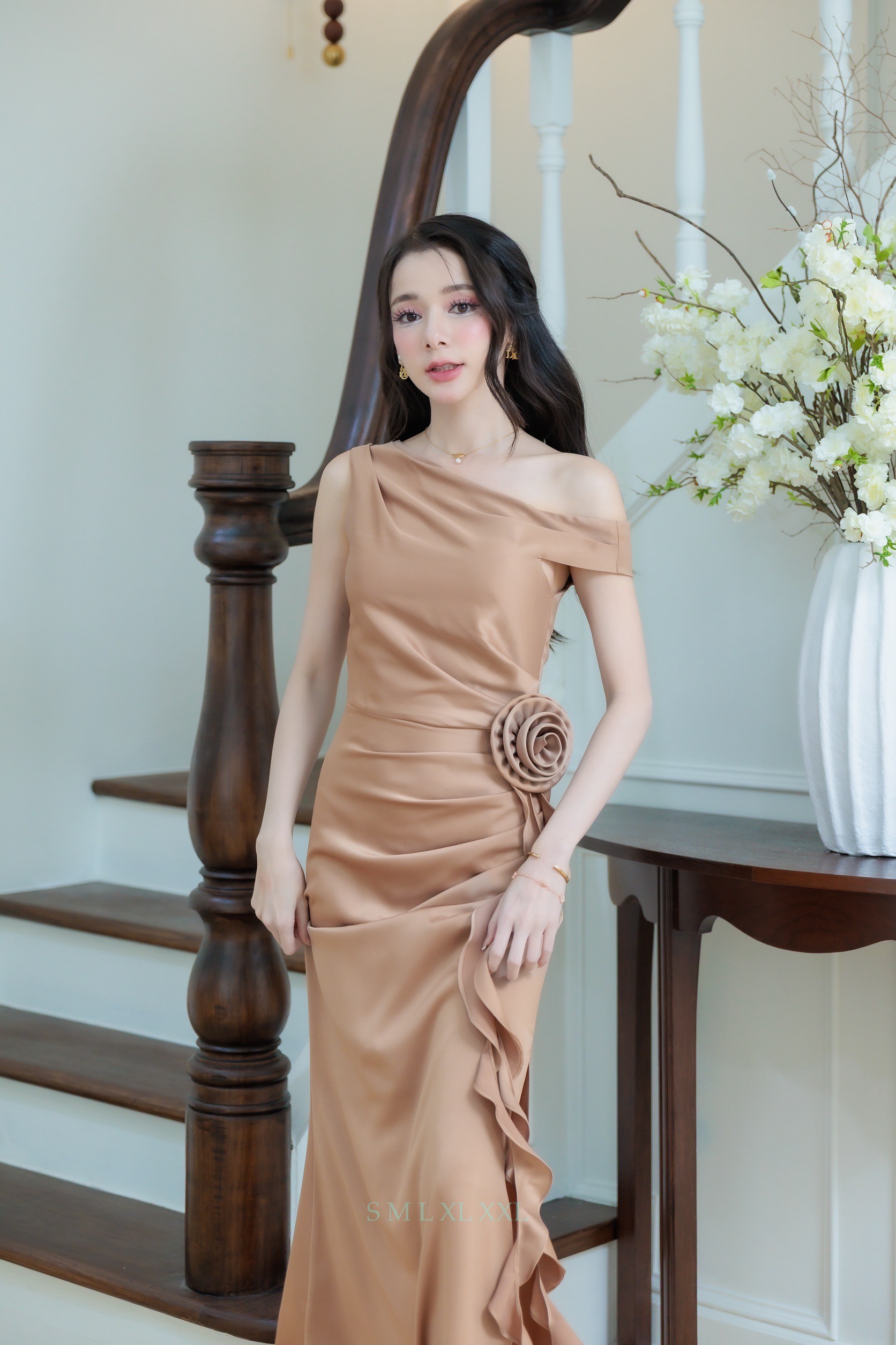 ร้านเช่า “ชุดเพื่อนเจ้าสาว ” งานแต่งงานธีมสีนู้ด สีโอวัลติน 