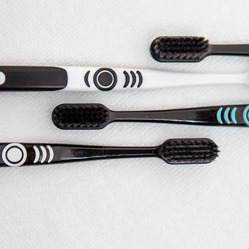 19067-แปรงสีฟัน แบล็ค ไดมอน เฟิร์น บอสตัน (12 ชิ้น)