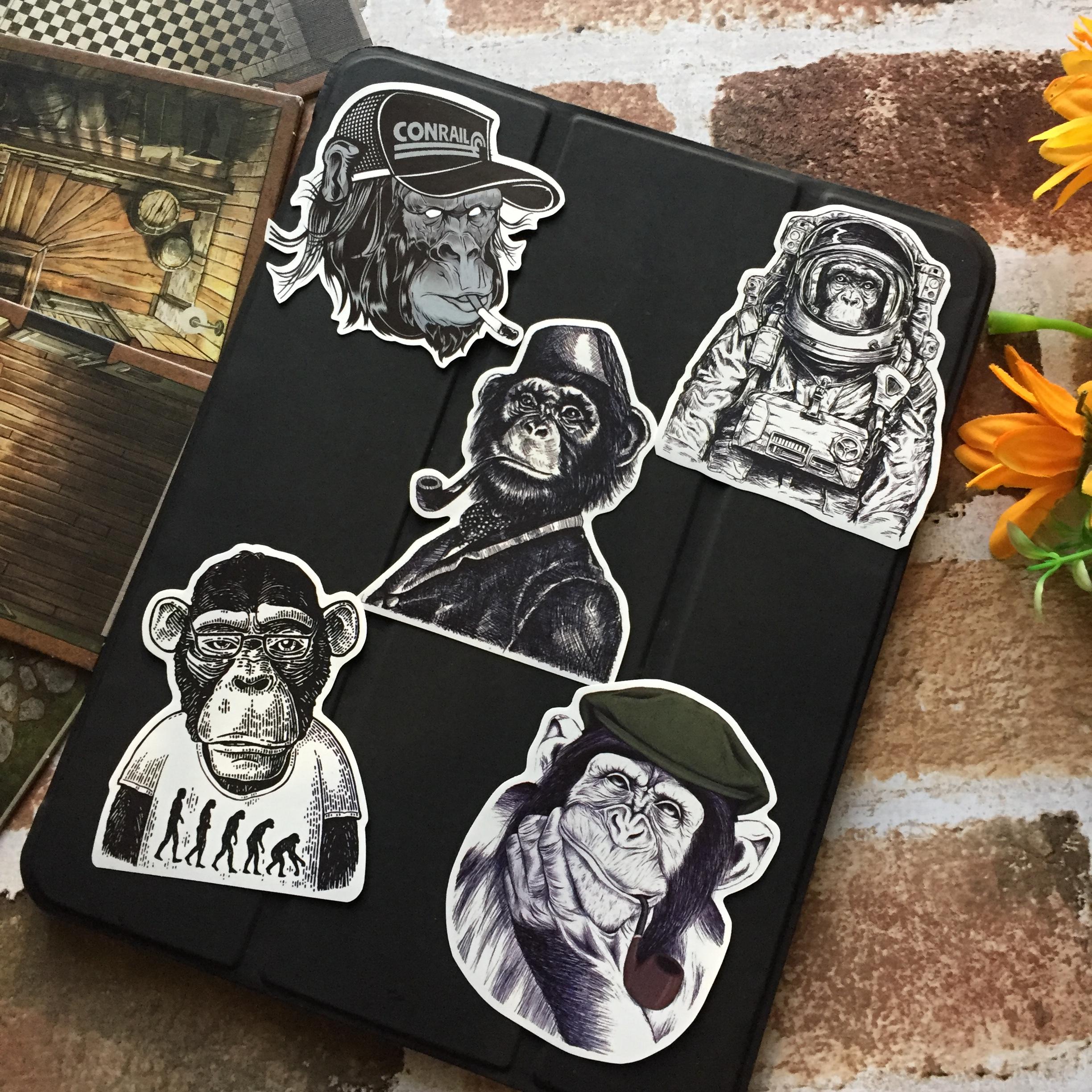 สติกเกอร์ ลิง เคลือบกันน้ำ ลายแนวๆ ไดคัท ติดกระเป๋าเดินทาง โน้ตบุ๊ค เคสโทรศัพท์ กระบอกน้ำ Waterproof Decal Sticker