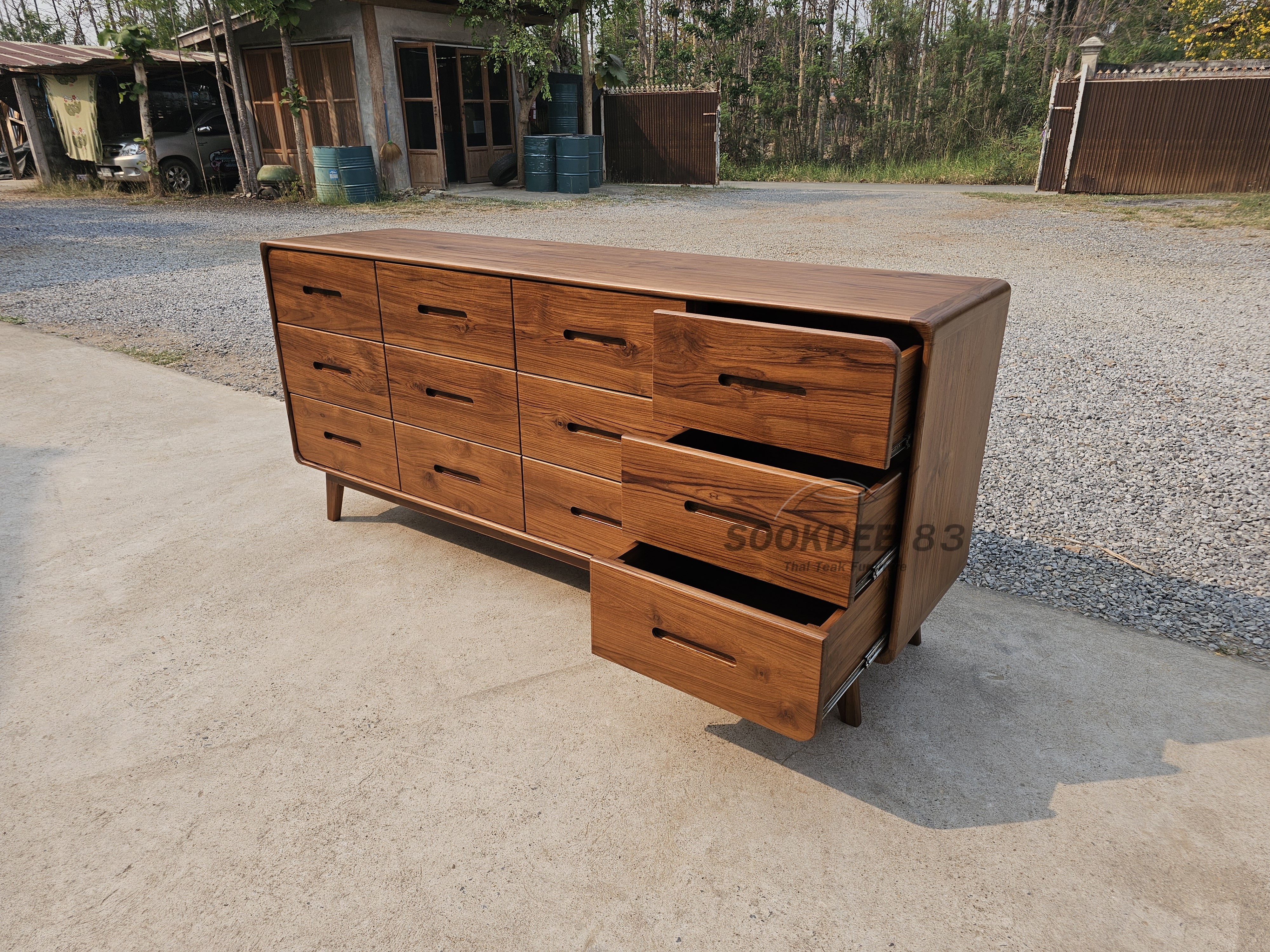 ตู้ 12 ลิ้นชักมีขา