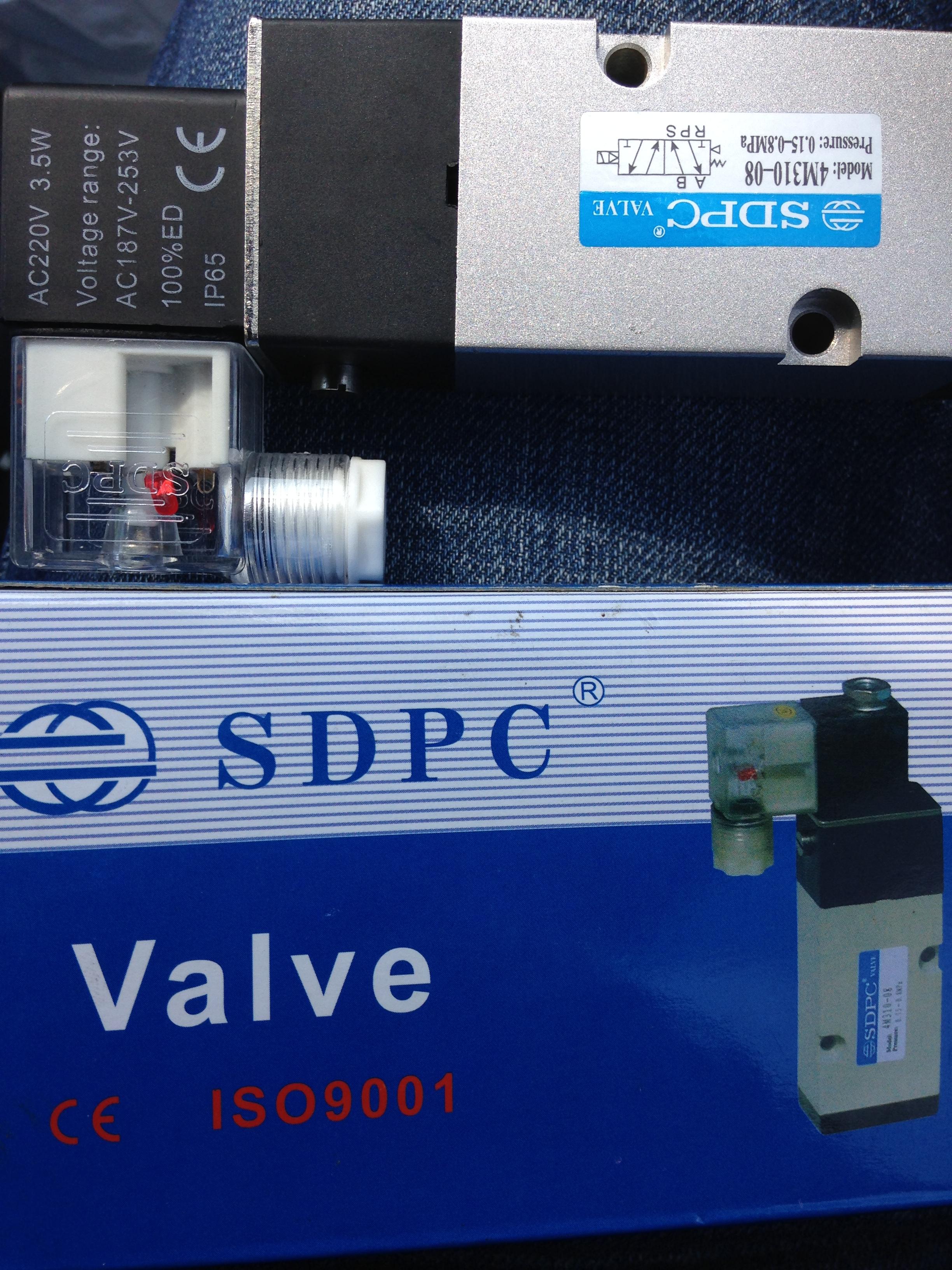 Solenoid valve 4M310-8