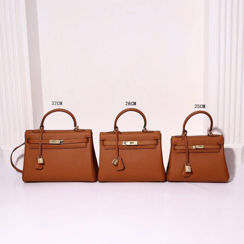 กระเป๋าหนัง KL (Brown)