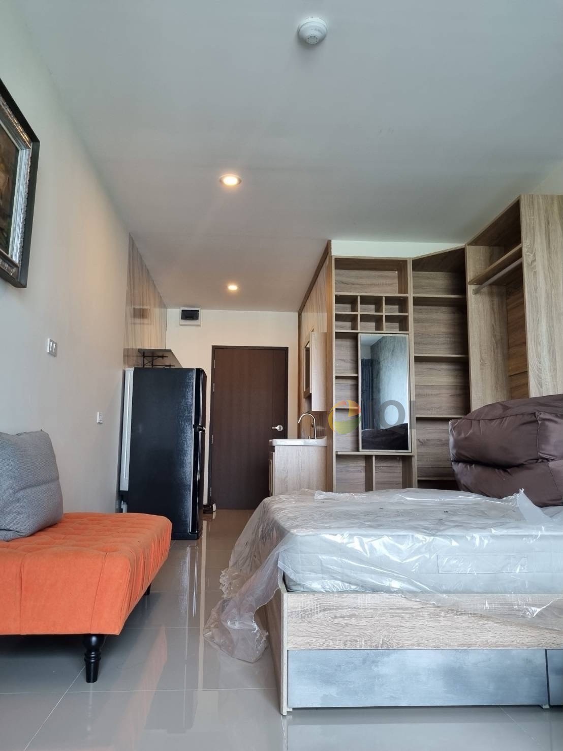 ขายคอนโด Asakan Place Srinakarin ติดถนนใหญ่ศรีนครินทร์-พัฒนาการ ใกล้รถไฟฟ้า3 สาย