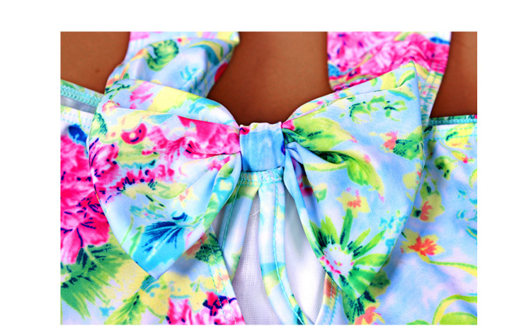 ชุดว่ายน้ำวันพีชโทนสีฟ้า ลายดอกไม้สวยสดใส หวานปนเซ็กซี่ ส่งฟรี ems