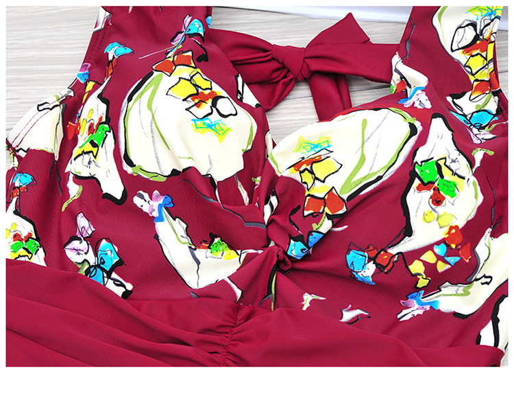 ชุดว่ายน้ำวันพีชสีแดง พิมพ์ลายกราฟฟิก ส่งฟรี ems