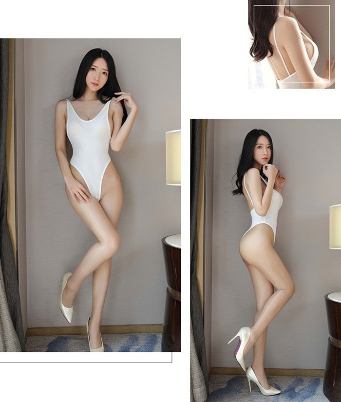 L175 ชุดว่ายน้ำเปิดเป้าเซ็กซี่ ชุดอีโรติกมาในสไตล์ชุดว่ายน้ำสวมใส่แบบใช้คล้องไหล่ ตัวชุดเป็นผ้ายืดเนื้อบางนิ่มด้านหลังเว้ากว้างลึกโชว์แผ่นหลัง ช่วงเป้าเป็นแบบเปิดเป้าตามรูปถ่ายสินค้าจริงเลยค่ะ