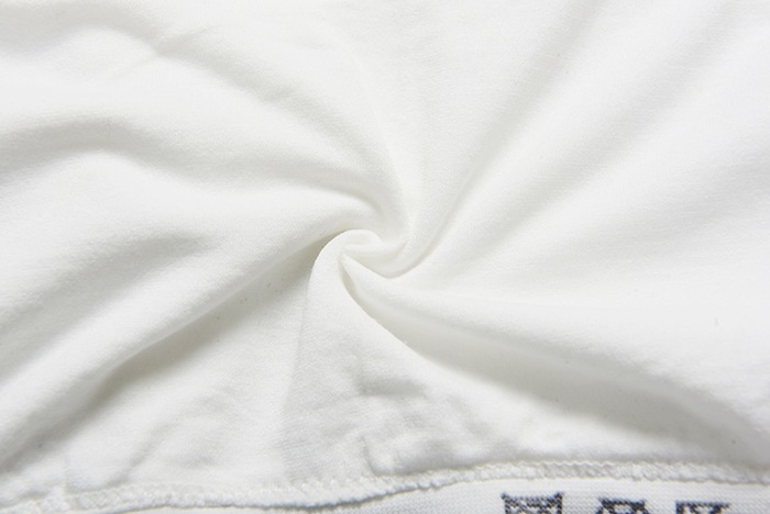 NA212 สปอร์ตบราเซ็กซี่ ตัวบราเป็นผ้ายืดเนื้อละเอียดนิ่ม ตรงหน้าอกด้านในเป็นฟองน้ำสามารถถอด-ใส่ได้ตามรูปถ่ายสินค้าจริงเลยค่ะ