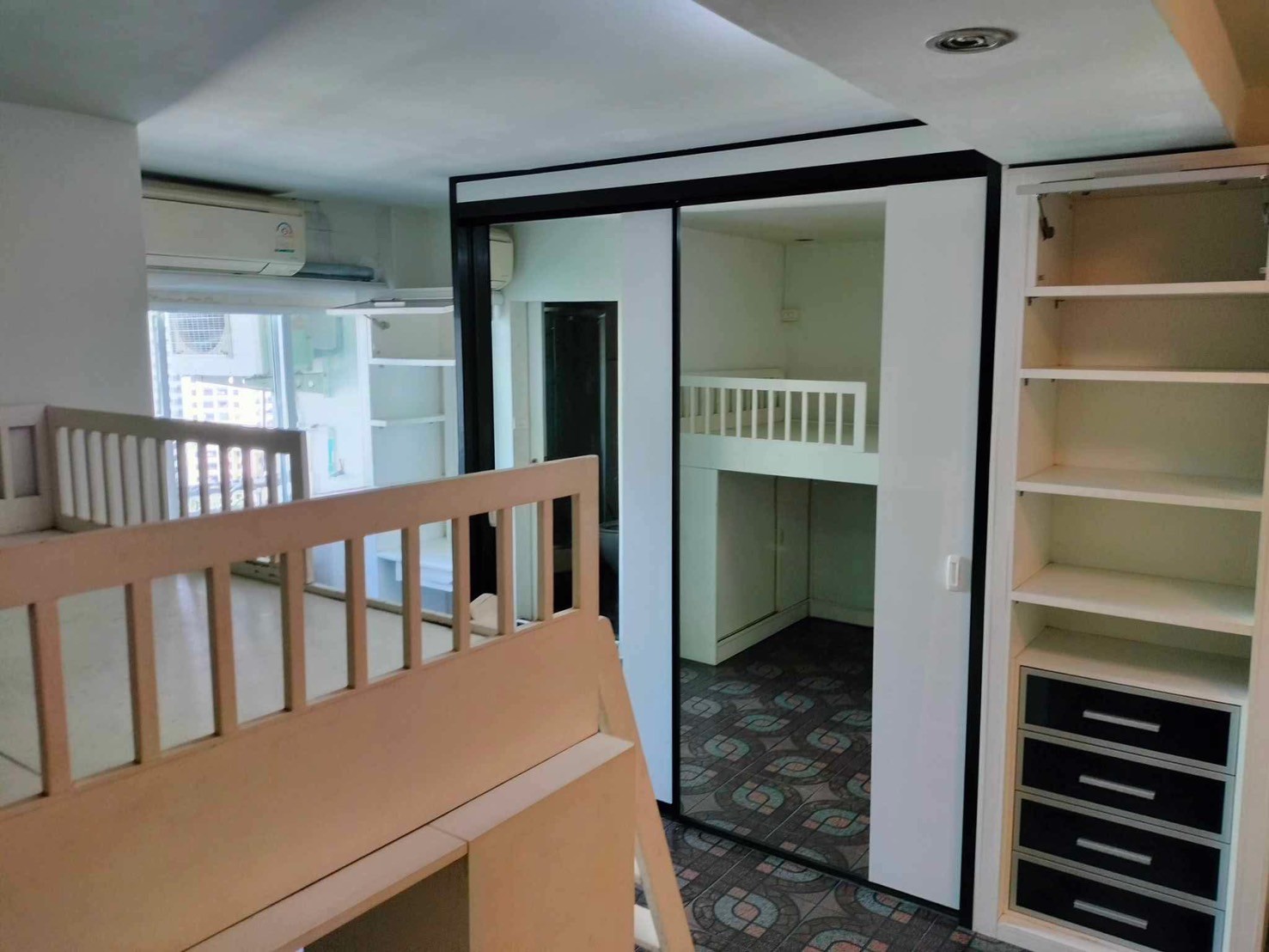 ขายคอนโดเนียม ประตูน้ำเพรสตีจ (Pratunam Prestige) ถนนเพชรบุรี 15