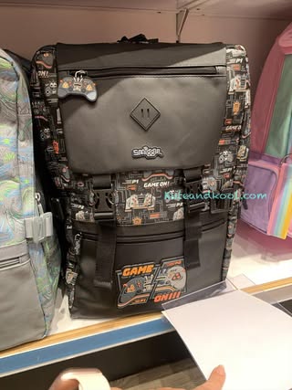 กระเป๋าสะพาย เป้ Smiggle Backpack Foldover -ดำ