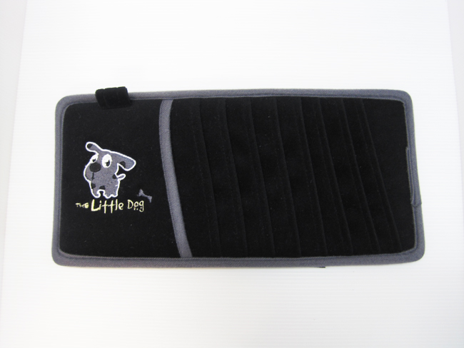 ที่ใส่ซีดีบังแดด Little Dog (ดำ)