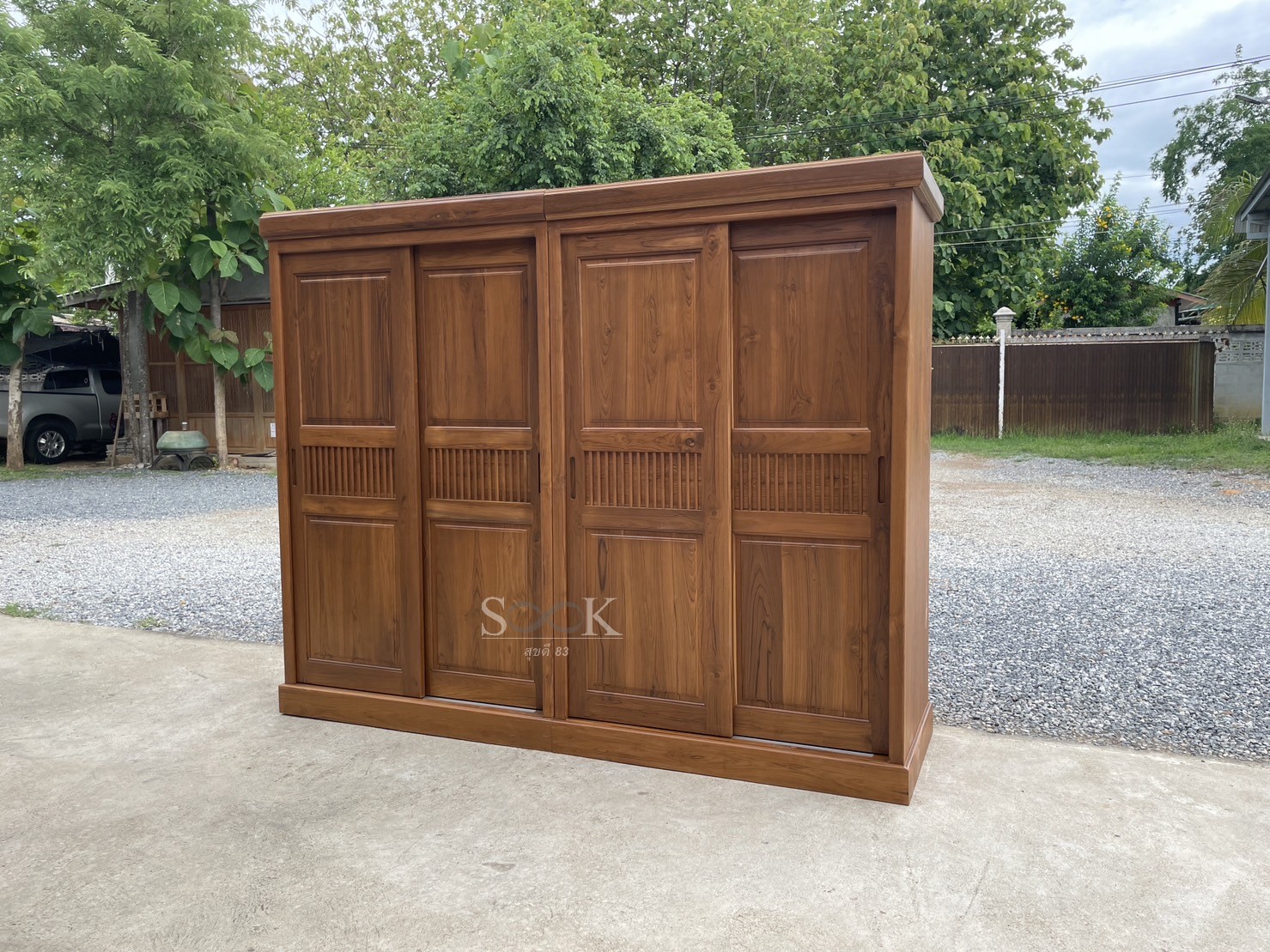 ตู้เสื้อผ้าบานเลื่อนประกบบัวเรียบ สูง 1.8 ม.