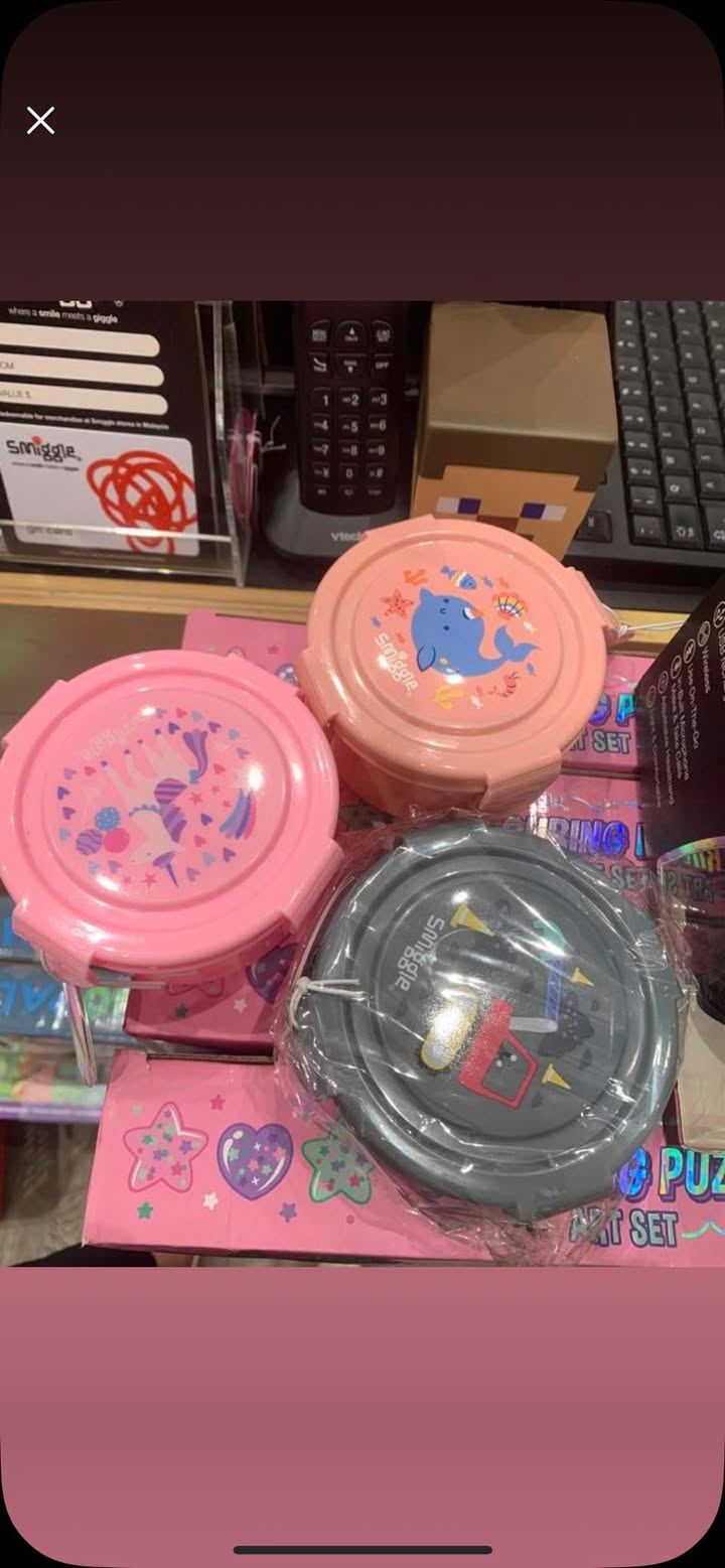 Smiggle round container กล่องกลม เทา