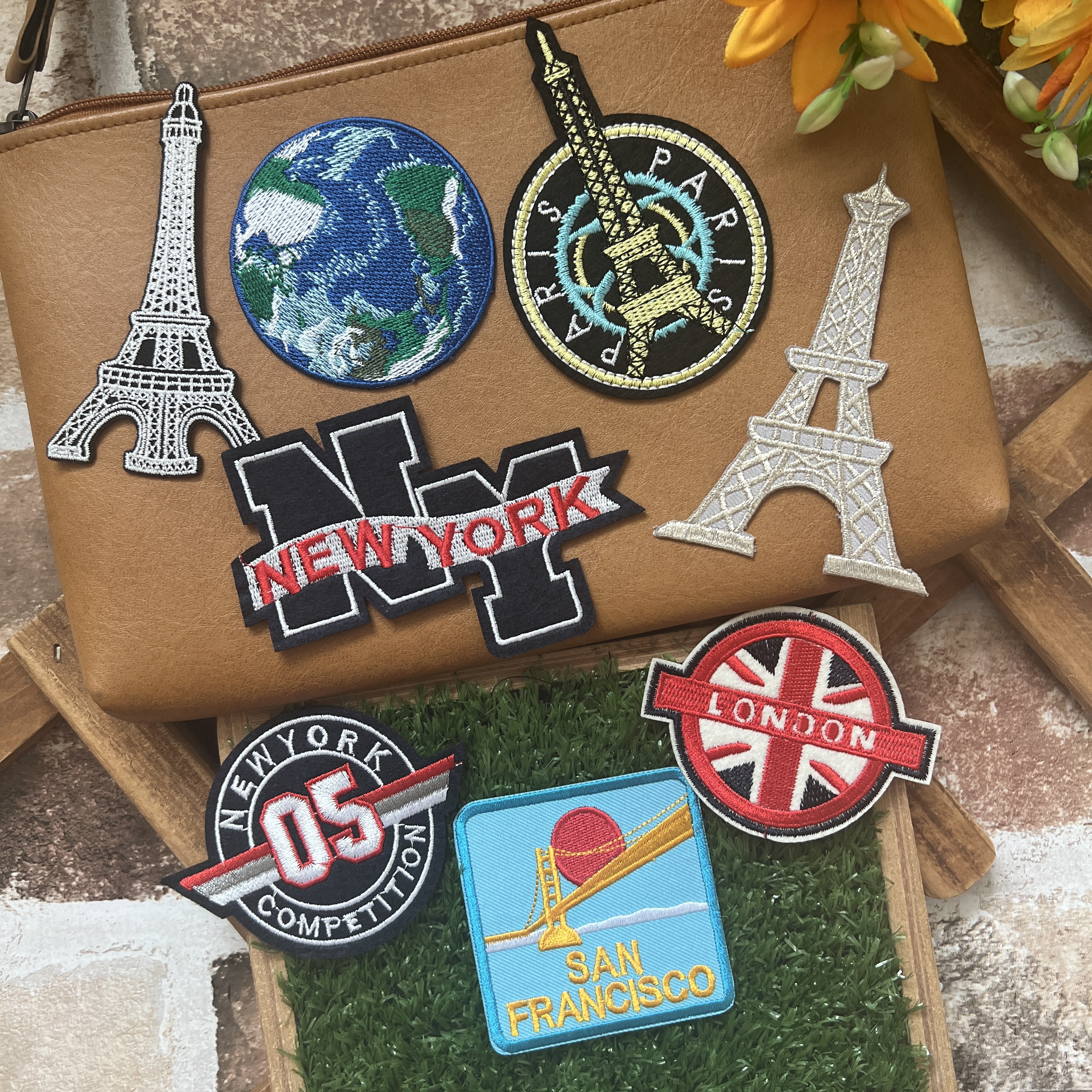 ท่องเที่ยว around the world ตัวรีดติดเสื้อ อาร์มรีด อาร์มปัก ตกแต่งเสื้อผ้า หมวก กระเป๋า แจ๊คเก็ตยีนส์ Cute Embroidered Iron on Patch