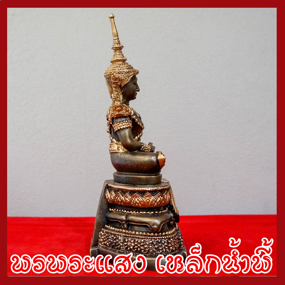 พระแก้ว ทรงเครื่องฤดูร้อน องค์มันปู แร่เหล็กน้ำพี้ ฐาน 5 นิ้ว