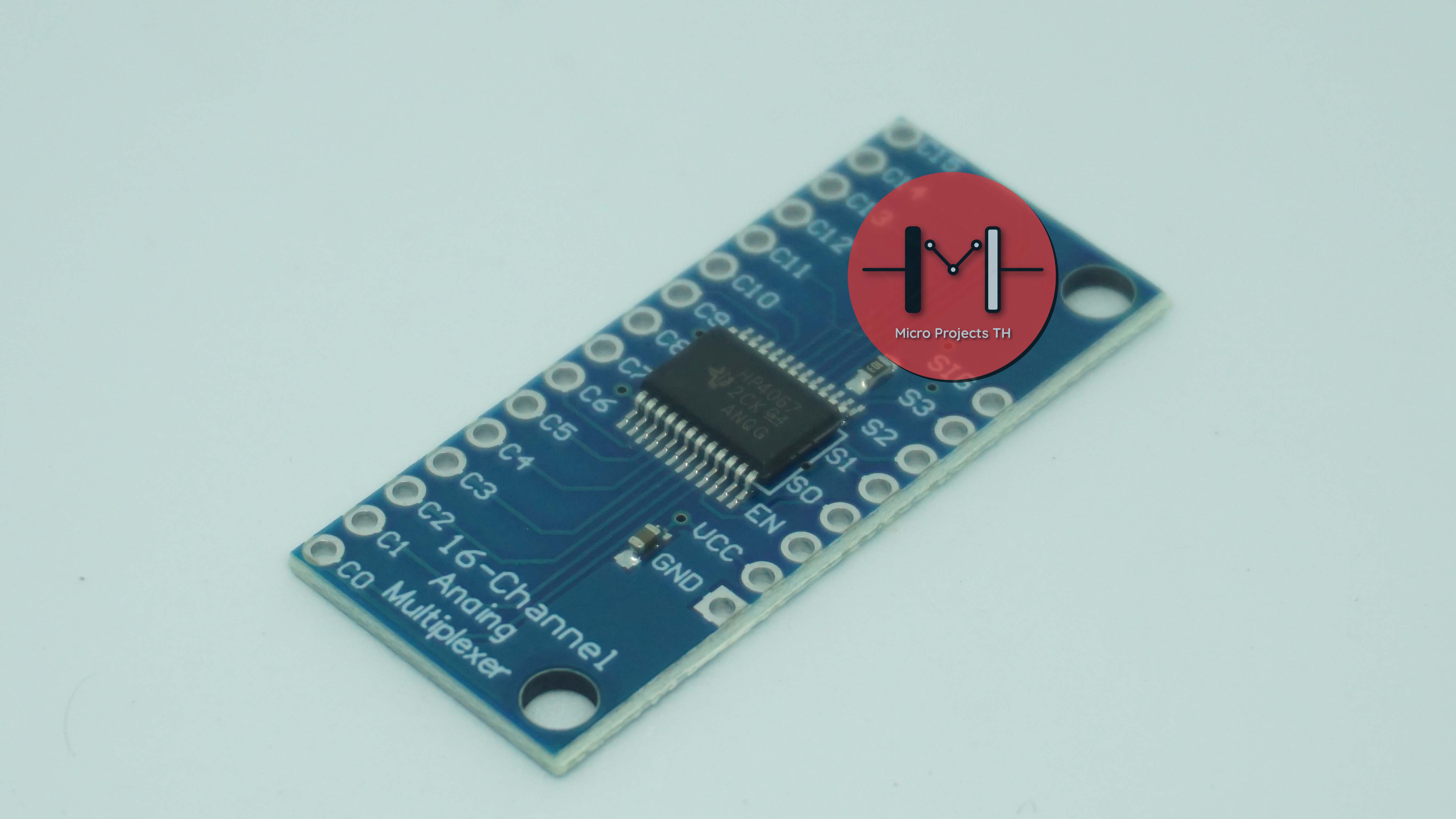 CD74HC4067 16-Channel Analog/Digital MUX Breakout