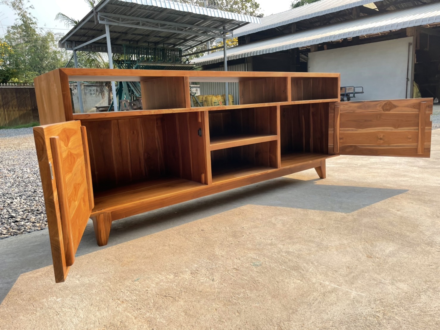 ชั้นวางทีวีโมเดิร์น