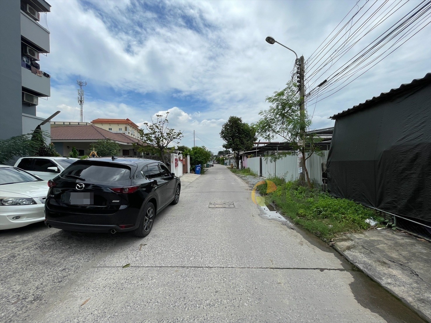 ขายอพาร์ทเม้นท์ 4 ชั้น ติดถนน 2 ด้าน ซอยแบริ่ง 52 ถนนสุขุมวิท107