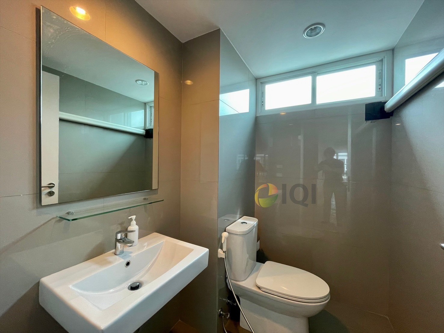 ขาย Home office 4 ชั้น (3 ชั้น + ชั้นลอย) ซอยสุขมวิท 101/1 ถนนวชิรธรรมสาธิต 51