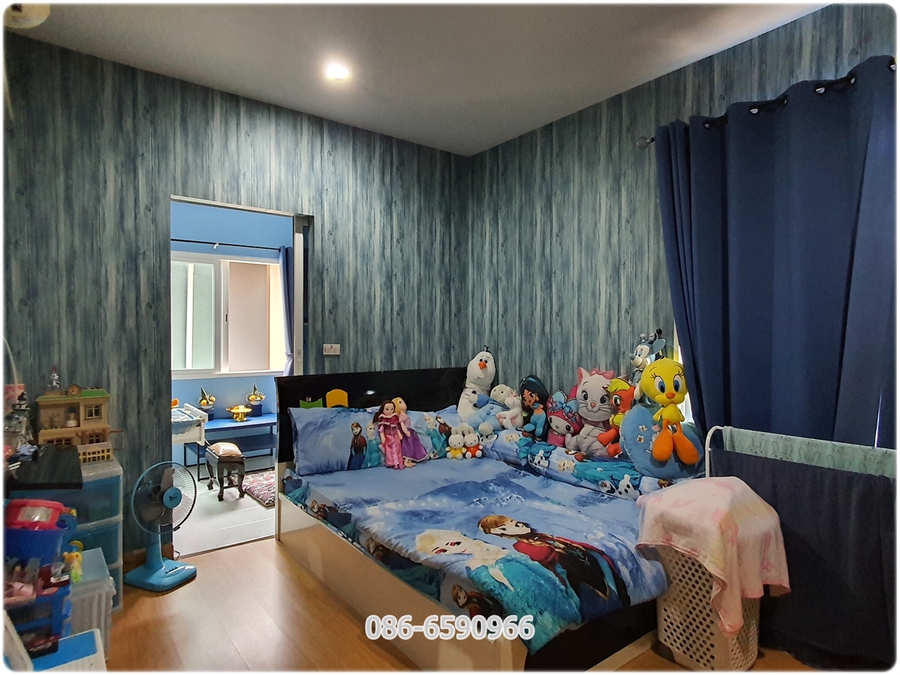บ้านเดี่ยว โกลเด้น วิลเลจ อ่อนนุช-พัฒนาการ Lake Como 4 ห้องนอน หลังมุม 58.5ตร.ว. จอดรถได้ 2คัน พื้นที่ใช้สอย 146 ตร.ม. หันไปทางทิศใต้รับลม บรรยากาศดี มีทะเลสาบกว้าง คลับเฮาส์หรู พร้อมฟิตเนส สระว่ายน้ำ ราคาถูกมาก